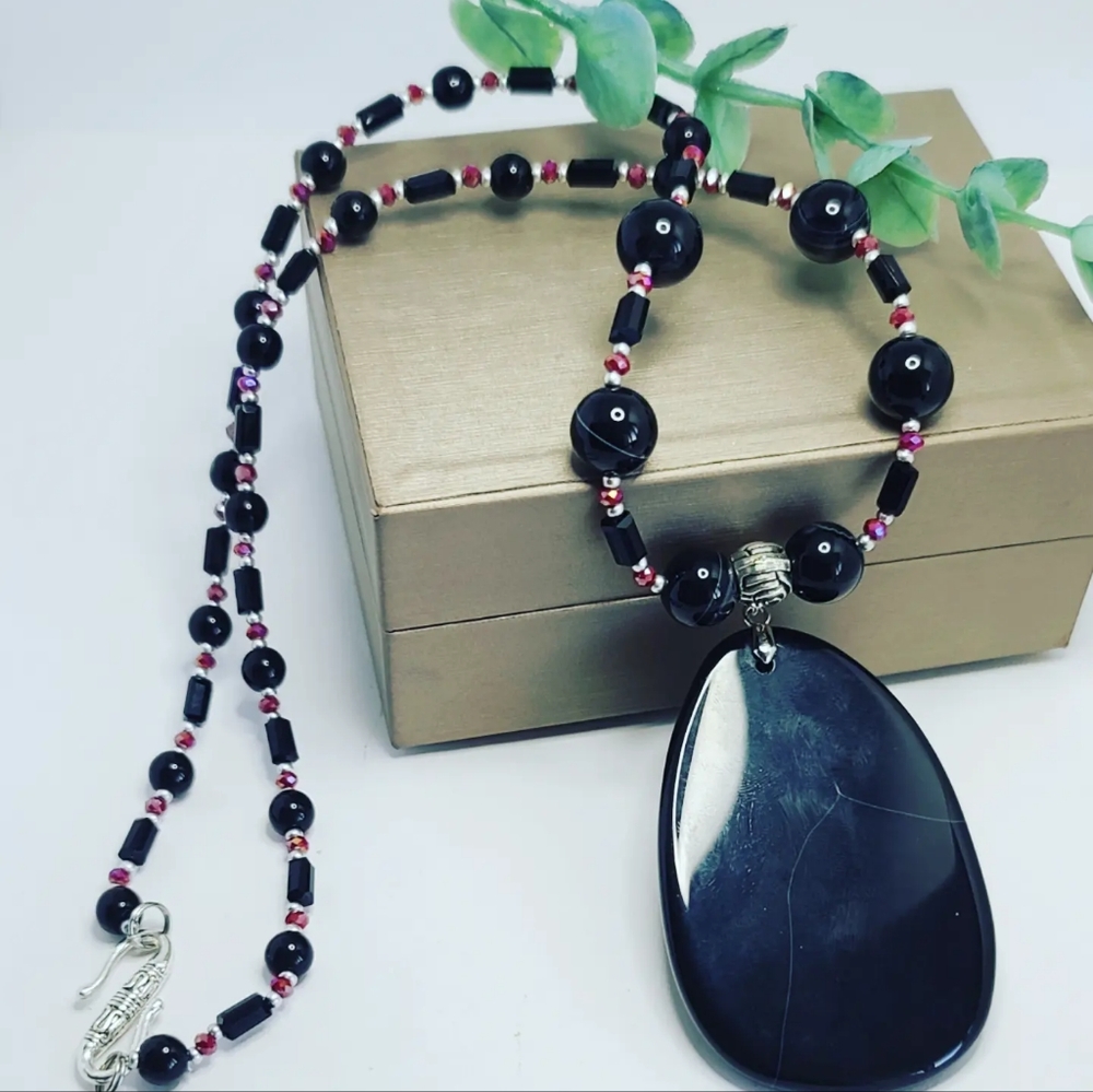 Black agate necklace